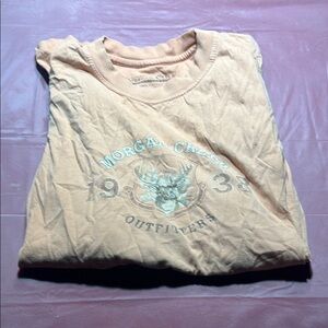Morgan Creek Outfitters Beige Graphic Tee